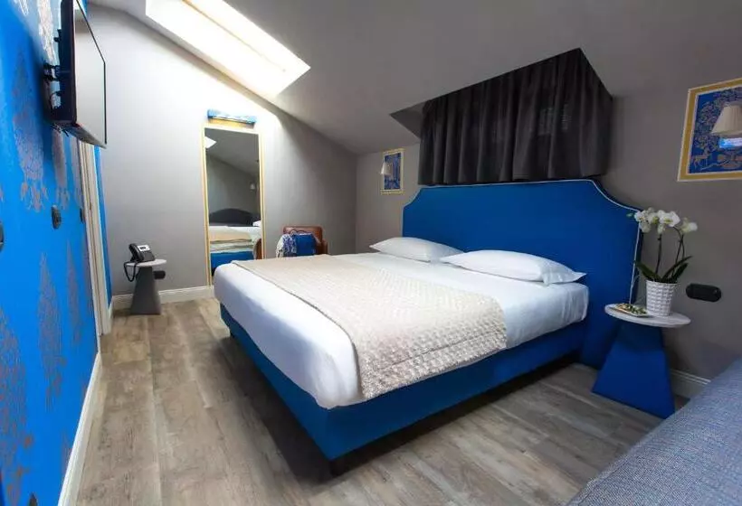 トリプルクラシックルーム, Al Campanile   Luxury Suites & Apartments