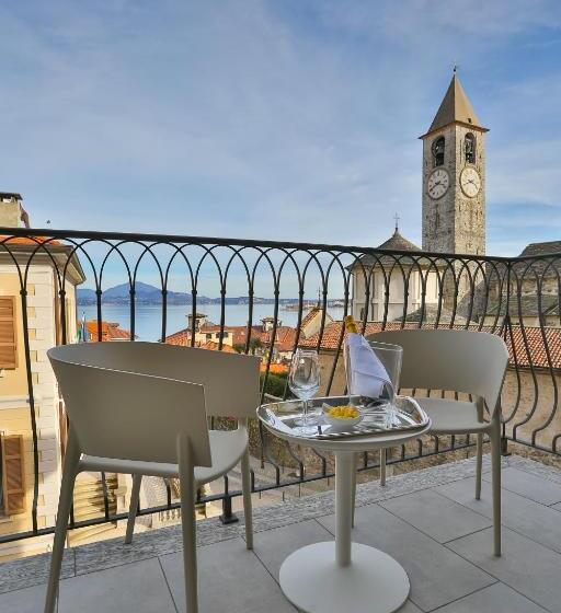 Номер Стандарт Вид на Озеро, Al Campanile   Luxury Suites & Apartments