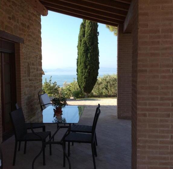 דירת חדר נוף לגינה, Antico Casale Tiravento