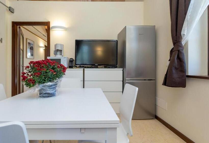 דירת חדר עם טרסה, Antico Casale Tiravento