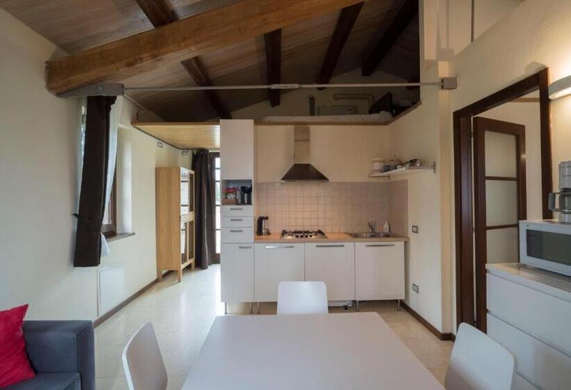 آپارتمان 1 خوابه با تراس, Antico Casale Tiravento