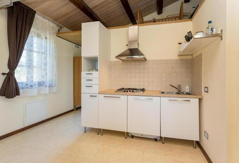 דירת חדר עם טרסה, Antico Casale Tiravento