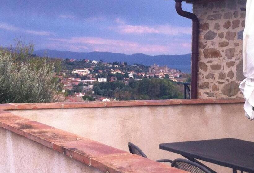 דירת חדר עם טרסה, Antico Casale Tiravento