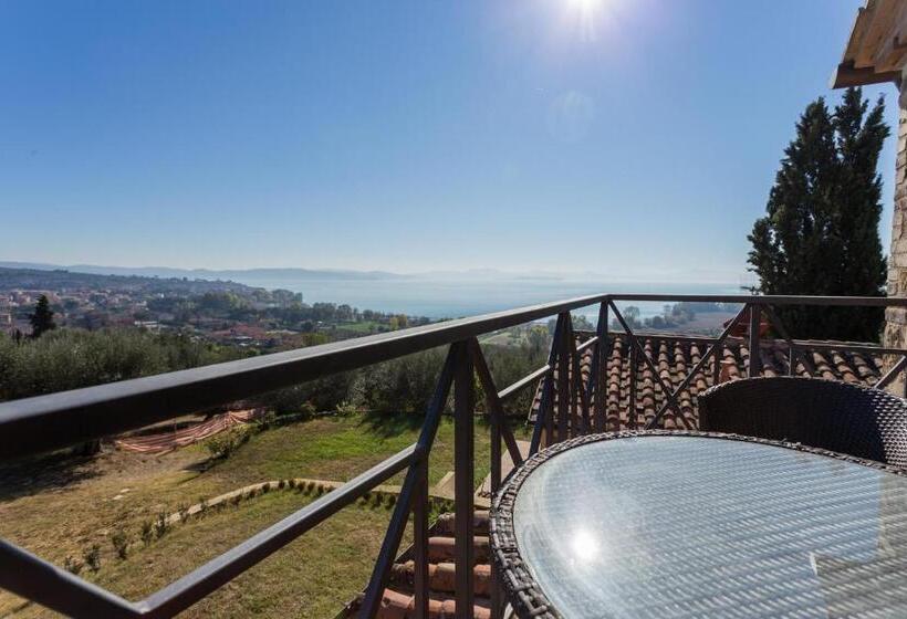 וילה עם 4 חדרי שינה, Antico Casale Tiravento