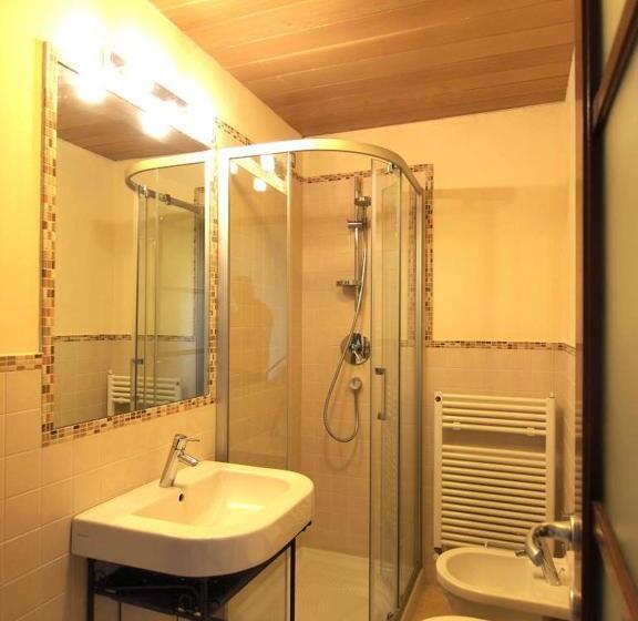 ویلای 4 خوابه, Antico Casale Tiravento