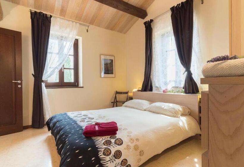 דירת חדר עם טרסה, Antico Casale Tiravento