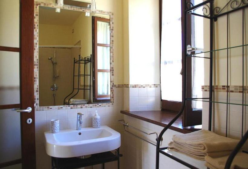 דירת חדר נוף לגינה, Antico Casale Tiravento