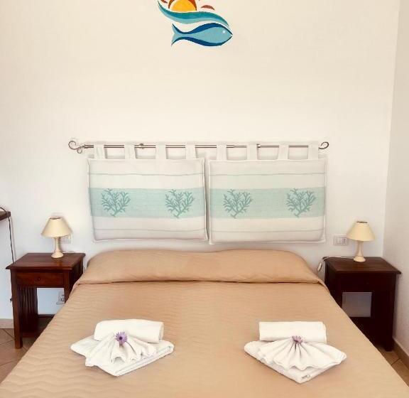 חדר סטנדרט, La Striscia Larga