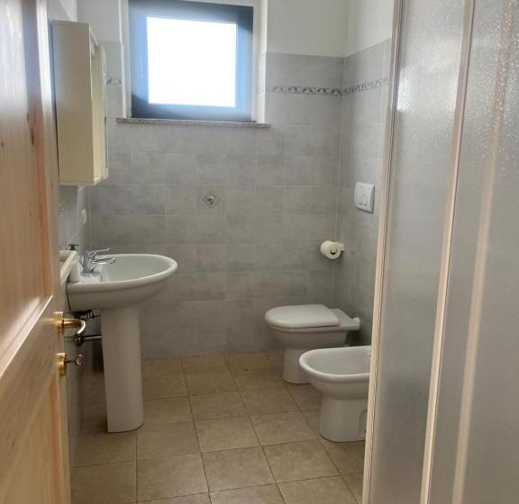 חדר סטנדרט, La Striscia Larga