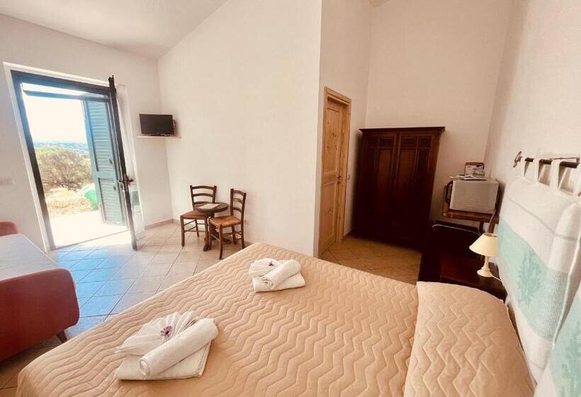 חדר סטנדרט, La Striscia Larga