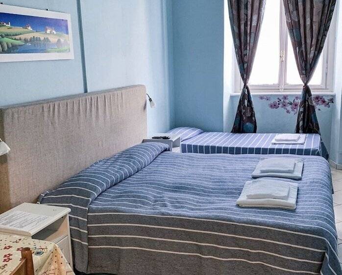 اتاق استاندارد با سرویس بهداشتی مشترک, Stop & Sleep Bergamo