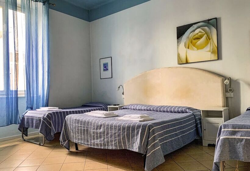 اتاق استاندارد چهارنفره با سرویس بهداشتی مشترک, Stop & Sleep Bergamo