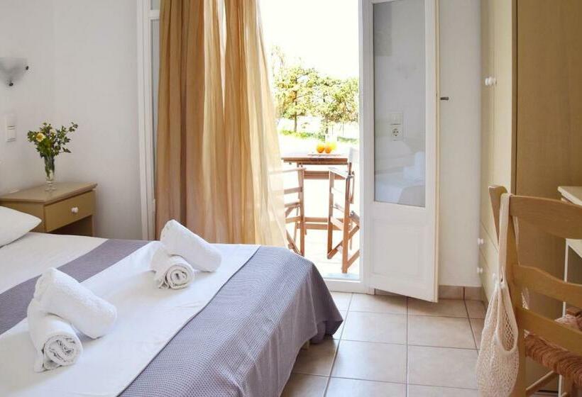 شقة غرفة واحدة مطلة على البحر, Captain Apartments Paros