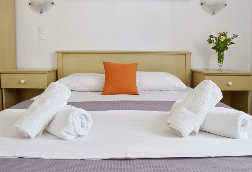 شقة غرفة واحدة مطلة على البحر, Captain Apartments Paros