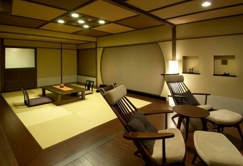 コンフォートルーム, Aburaya Tousen