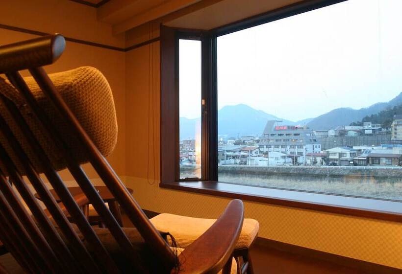 コンフォートルーム, Aburaya Tousen