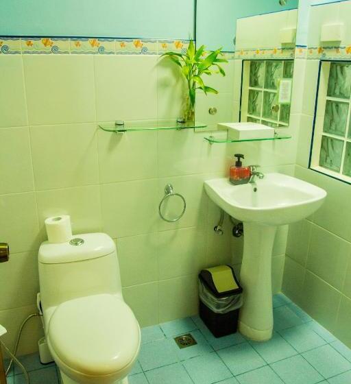 Quarto deluxe, Divegurus Boracay Beach Resort