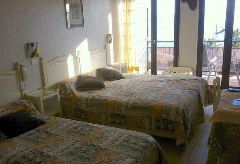 Triple Room Sea View, Hôtel Les Alizés