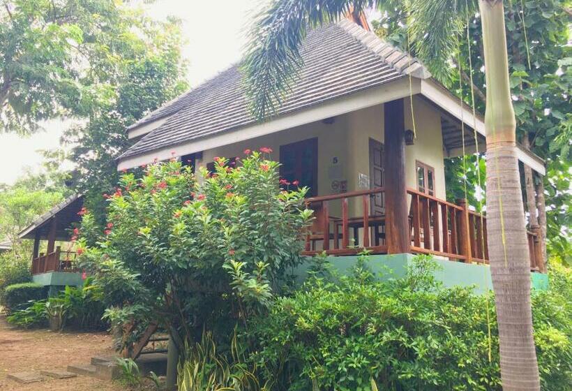 غرفة قياسية, Pai Flora Resort