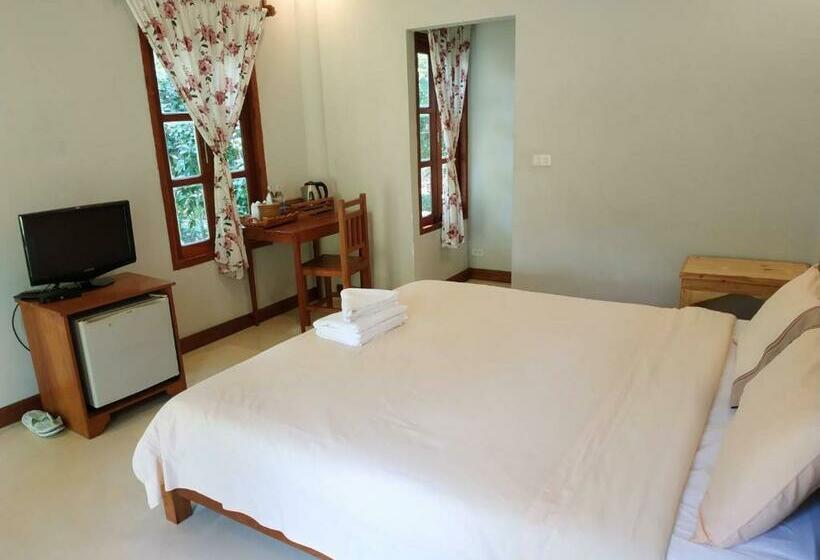 غرفة قياسية, Pai Flora Resort