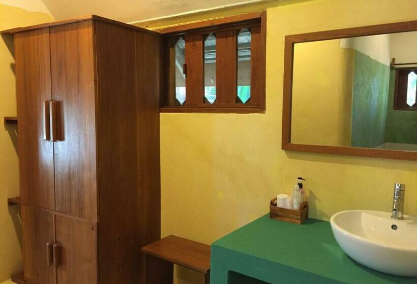 غرفة قياسية, Pai Flora Resort