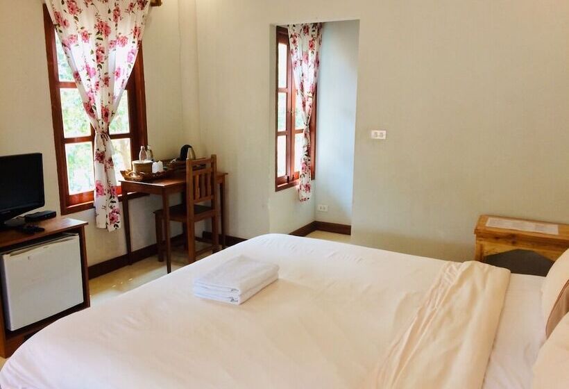 غرفة قياسية, Pai Flora Resort
