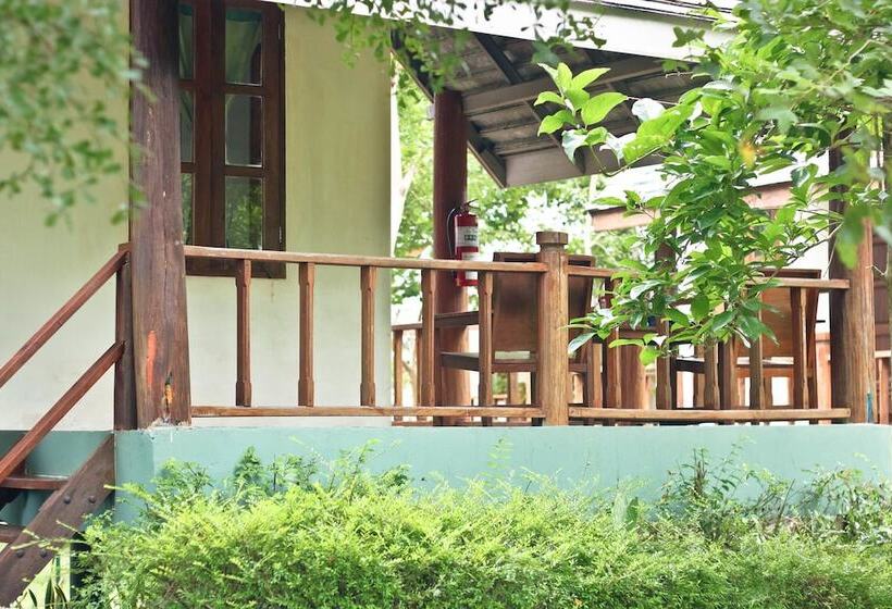 غرفة قياسية, Pai Flora Resort