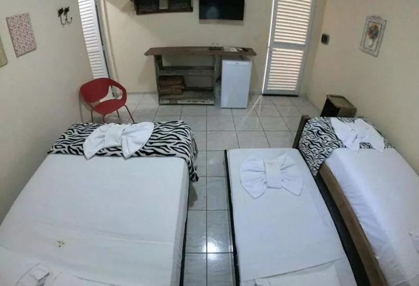 デラックスの４人部屋, Pousada Tia Nena