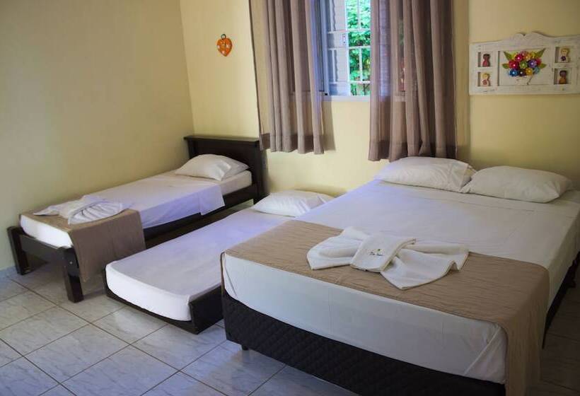 Dört Kişilik Delüks Oda, Pousada Tia Nena