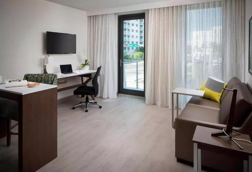 Sviitti King-vuode, Residence Inn By Marriott Miami Beach South Beach