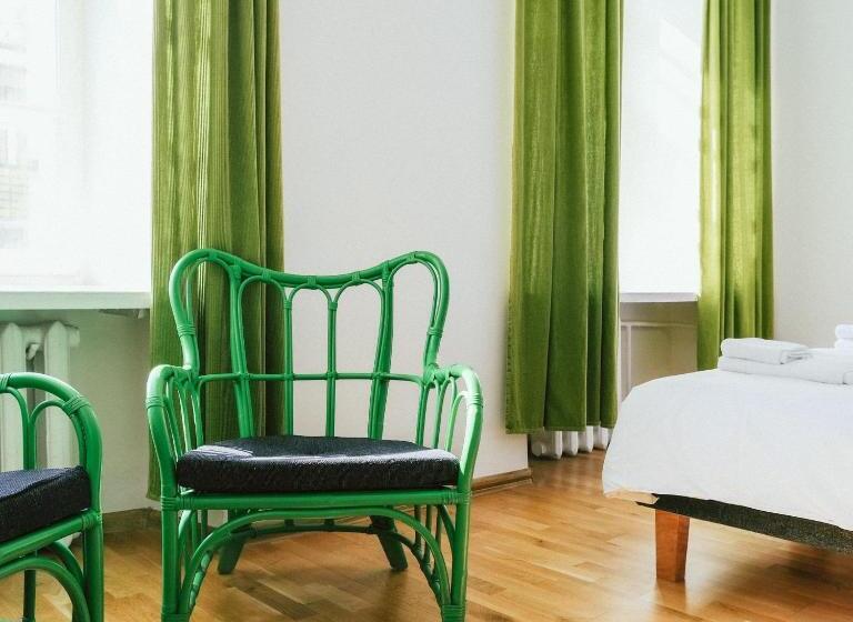 اتاق استاندارد, Rooms And Suites At Bookinn B&b
