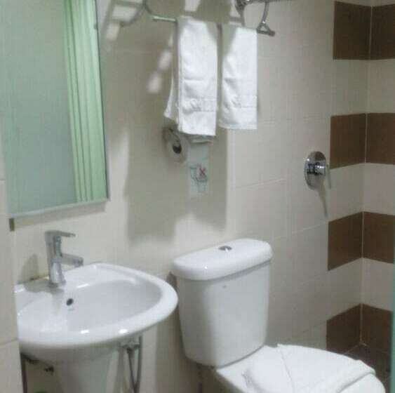 غرفة قياسية, Salim Inn