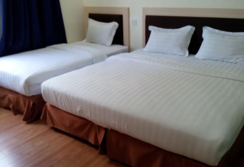 غرفة عائلية, Salim Inn