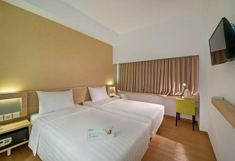 اتاق استاندارد, Whiz Prime Hotel Megamas Manado