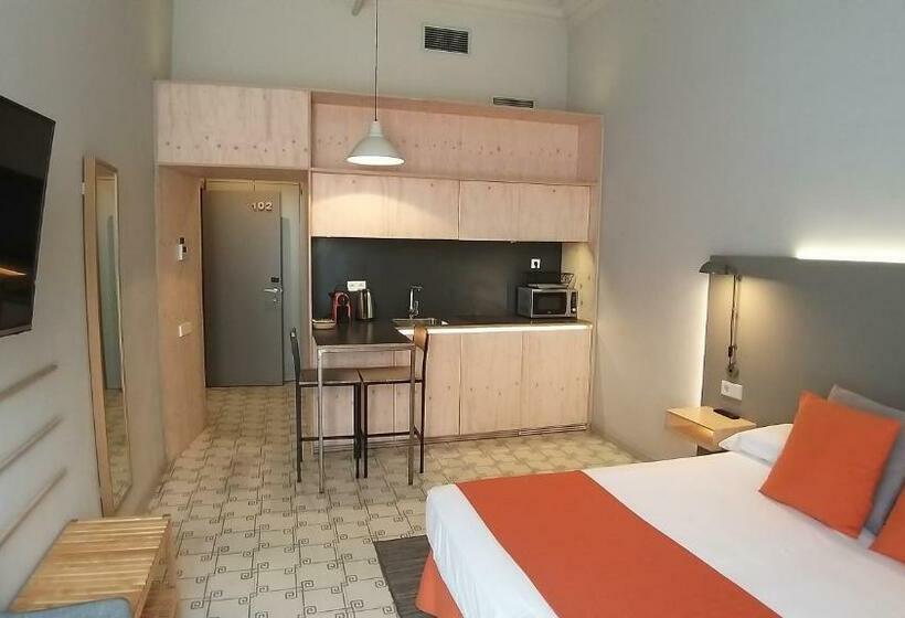 استودیوی سوپریور, Casa Abamita