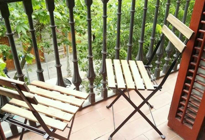 استودیوی سوپریور, Casa Abamita