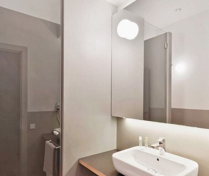 استودیوی سوپریور, Casa Abamita