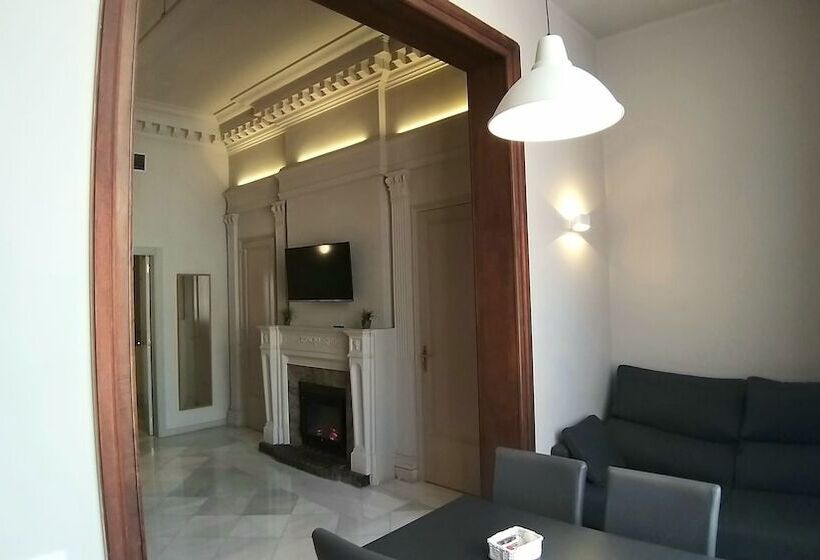 استودیو خانوادگی, Casa Abamita