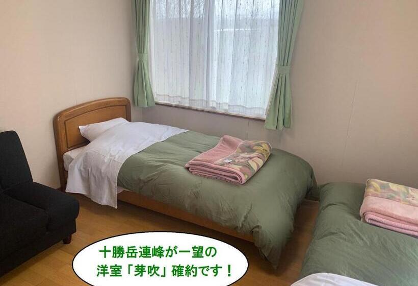 חדר סטנדרט נוף להרים, Akane Yado