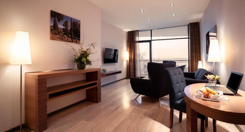 בית, חדר שינה 1, Akane Yado