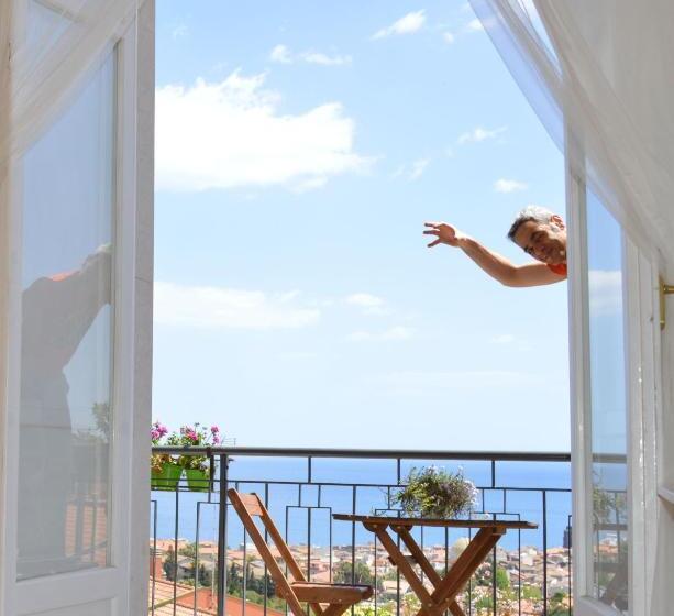 Номер Комфорт Вид на Море, Pupi Catania Etna B&b