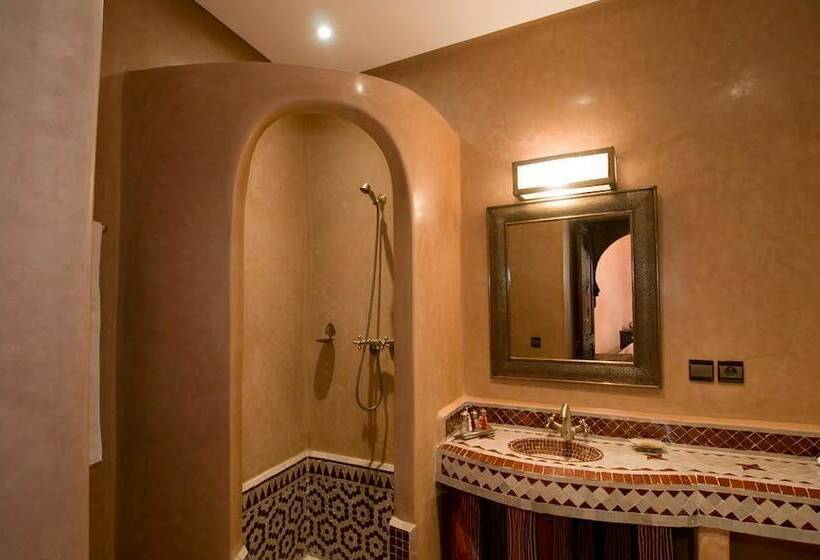 سوییت, Riad Agdim