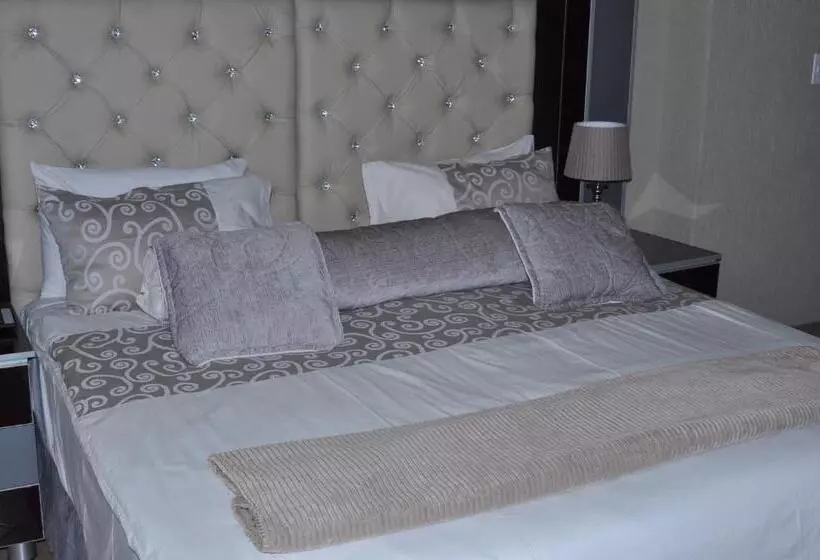 デラックスルーム, Vhafamadi Bed And Breakfast