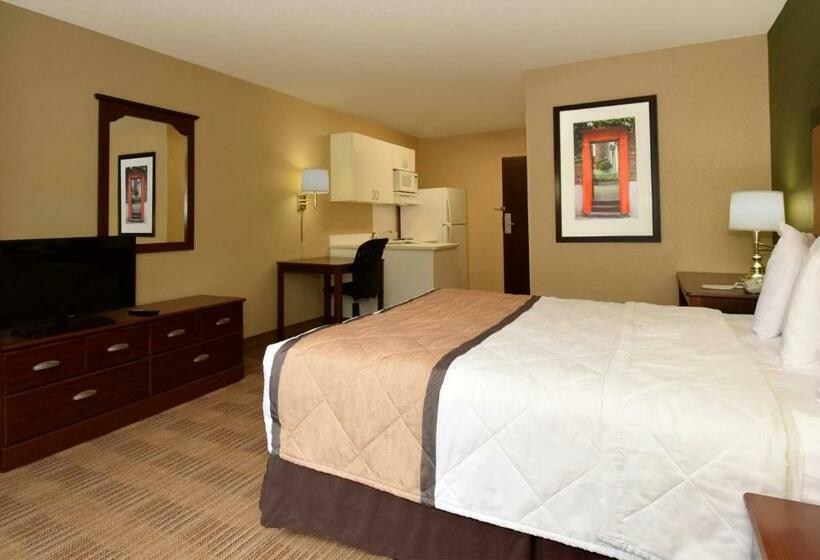 Studio Standard, Extended Stay America Select Suites Orlando Maitland 1760 Pembrook Dr
