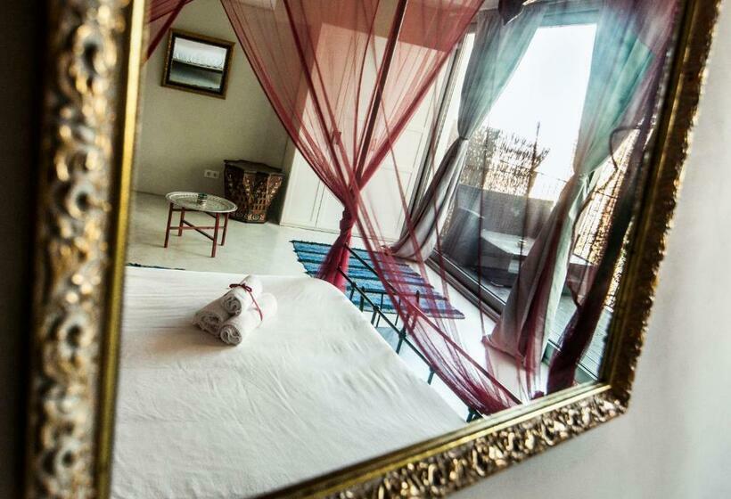 バスタブ付きスーペリアールーム, Les Suites