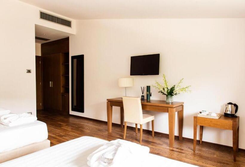 חדר קומפורט לשלושה, Aqua Montis Resort & Spa