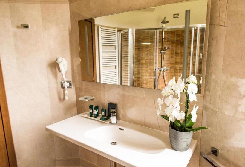 חדר קומפורט לשלושה, Aqua Montis Resort & Spa