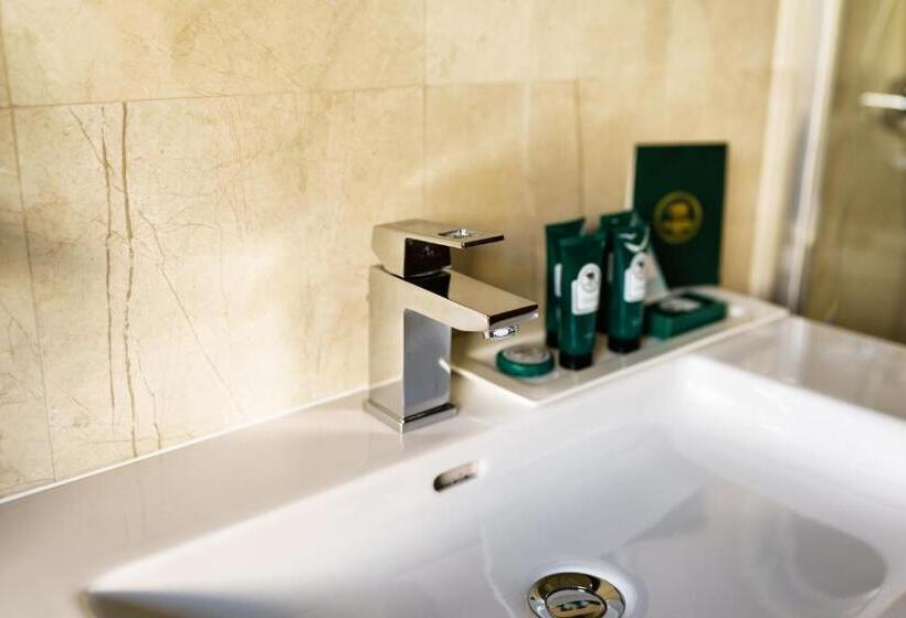 جناح مطلّ علي الجبل, Aqua Montis Resort & Spa