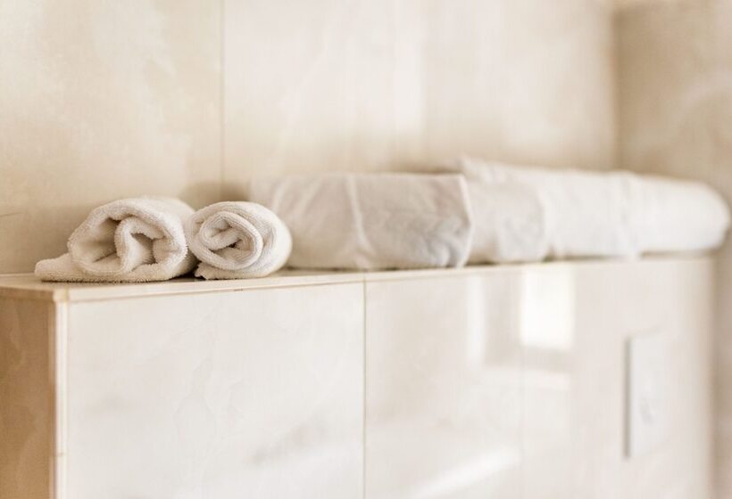 סוויטה דלוקס, Aqua Montis Resort & Spa