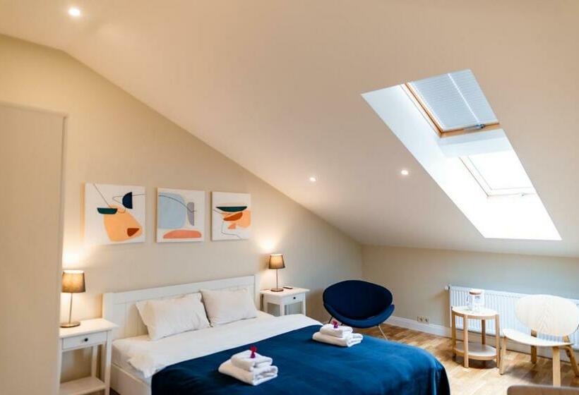 اتاق استاندارد, Danylo Inn